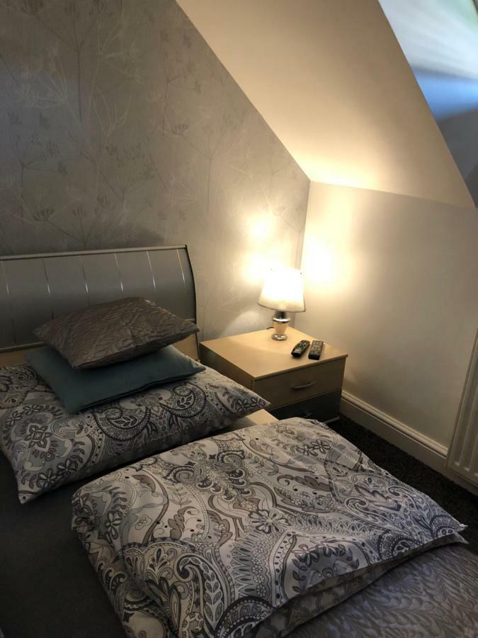 Family & Business Elegant Apartments Ul Warszawska - 2 Bedroom, Balcony, Parking Kielce Kültér fotó