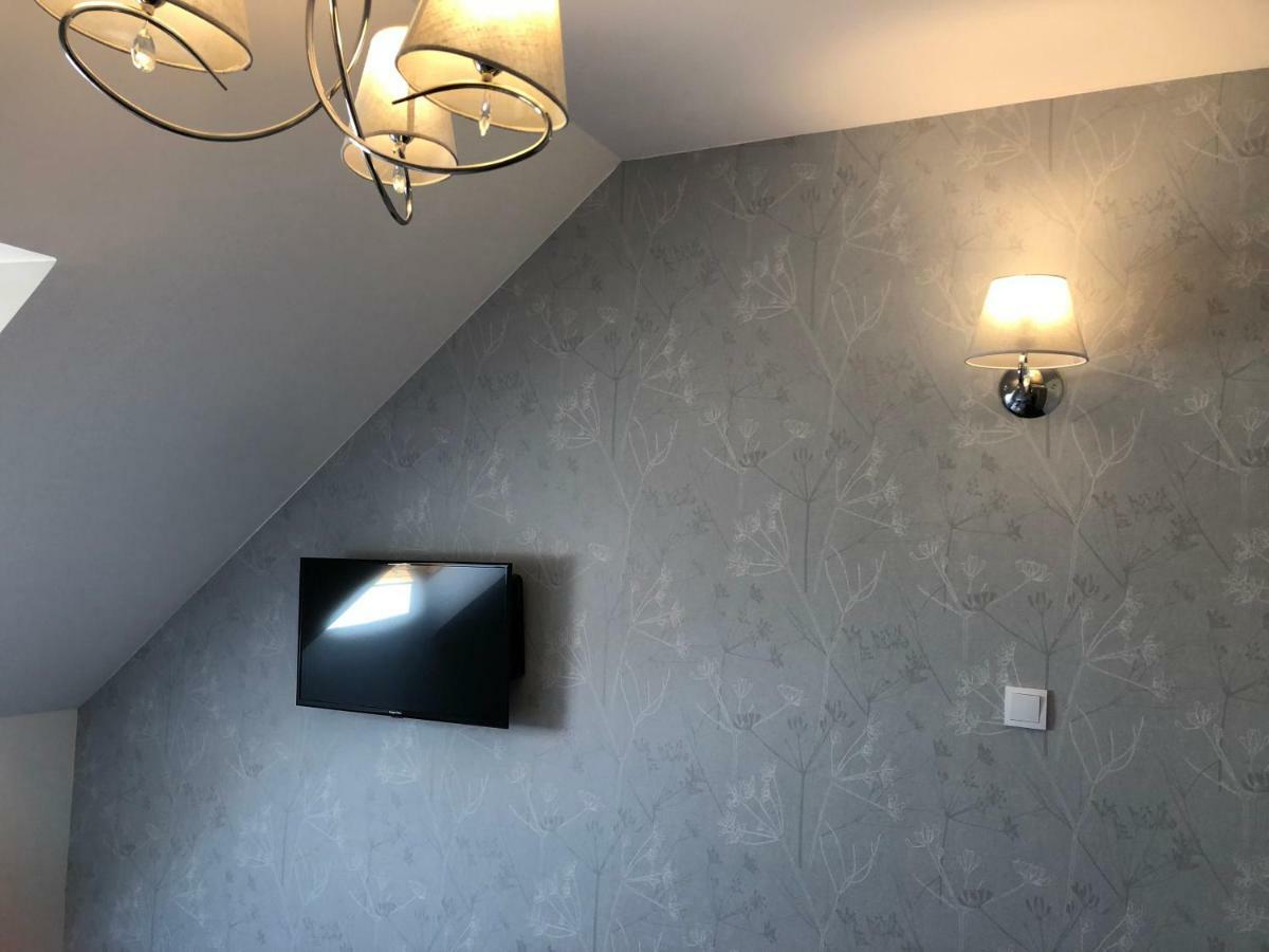 Family & Business Elegant Apartments Ul Warszawska - 2 Bedroom, Balcony, Parking Kielce Kültér fotó