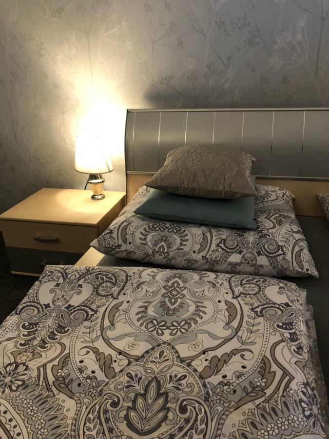 Family & Business Elegant Apartments Ul Warszawska - 2 Bedroom, Balcony, Parking Kielce Kültér fotó
